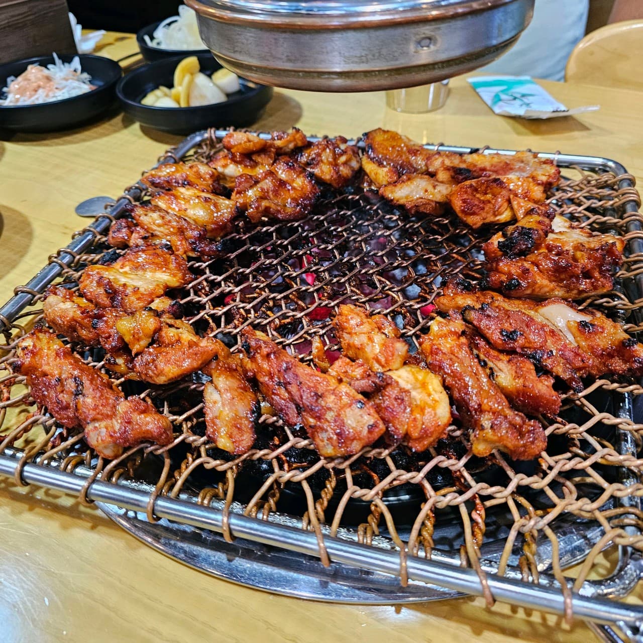 봄날의춘천: 제주에서 만나는 춘천 숯불닭갈비