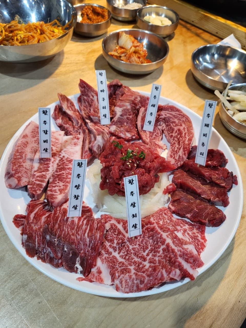 대명한우갈비살: 제주 한우의 깊은 맛