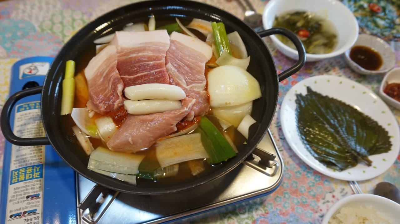 행복한시저네: 점심에만 만나는 특별한 오리 요리